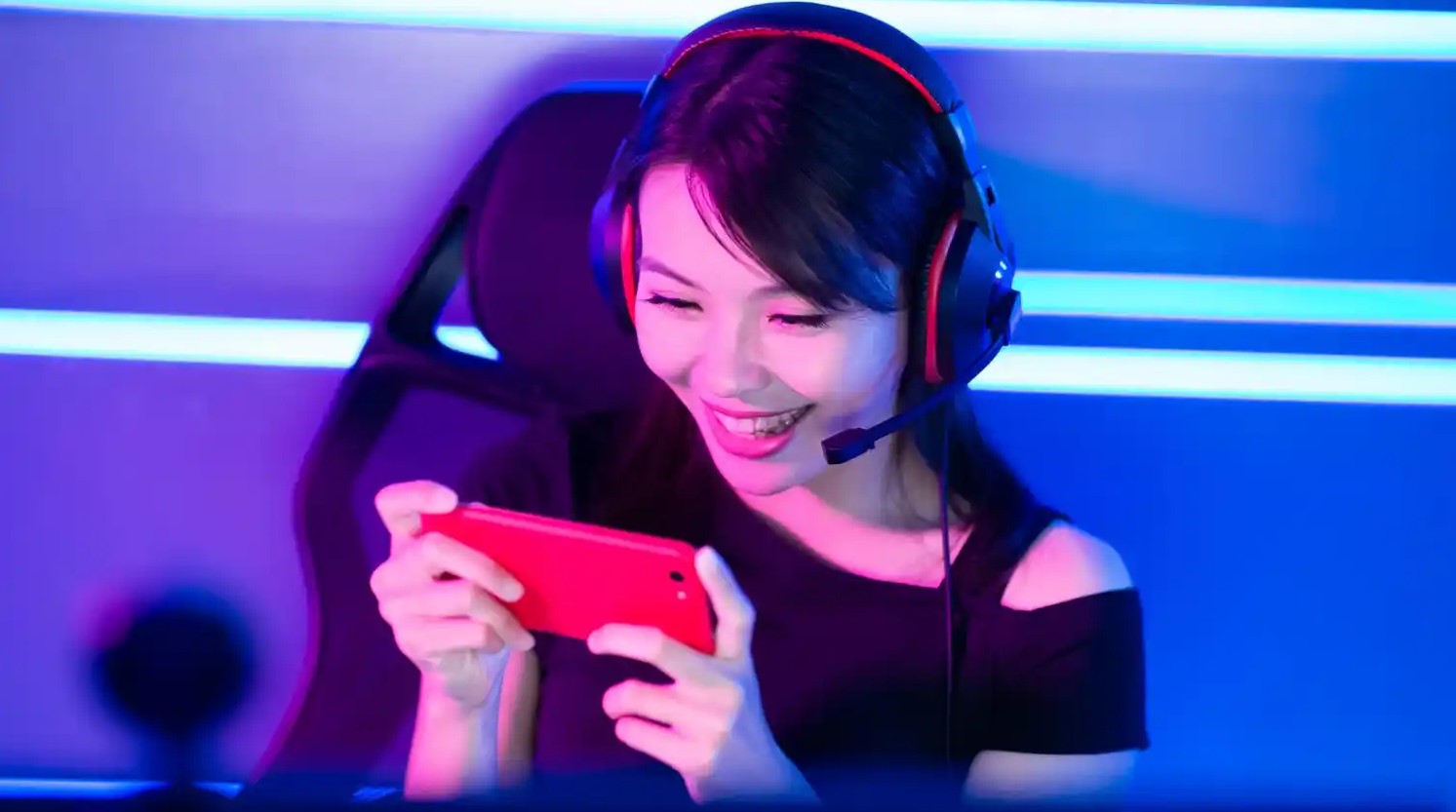 Mobile Esports Revolution: How Smartphones Are Changing Competitive Gaming Forever