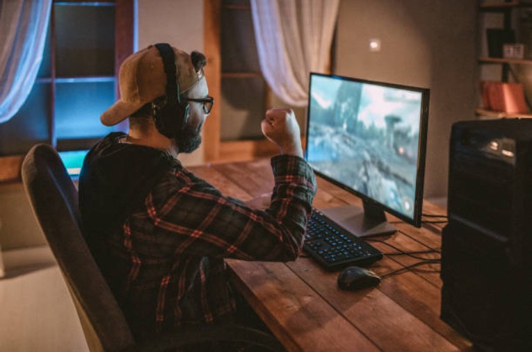 How Online Gaming Has Become a Mainstream Form of Entertainment